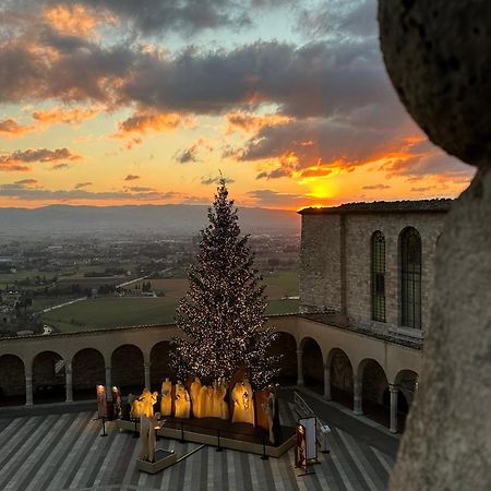 Monolocale L'Anfiteatro Romano Assisi Eksteriør bilde