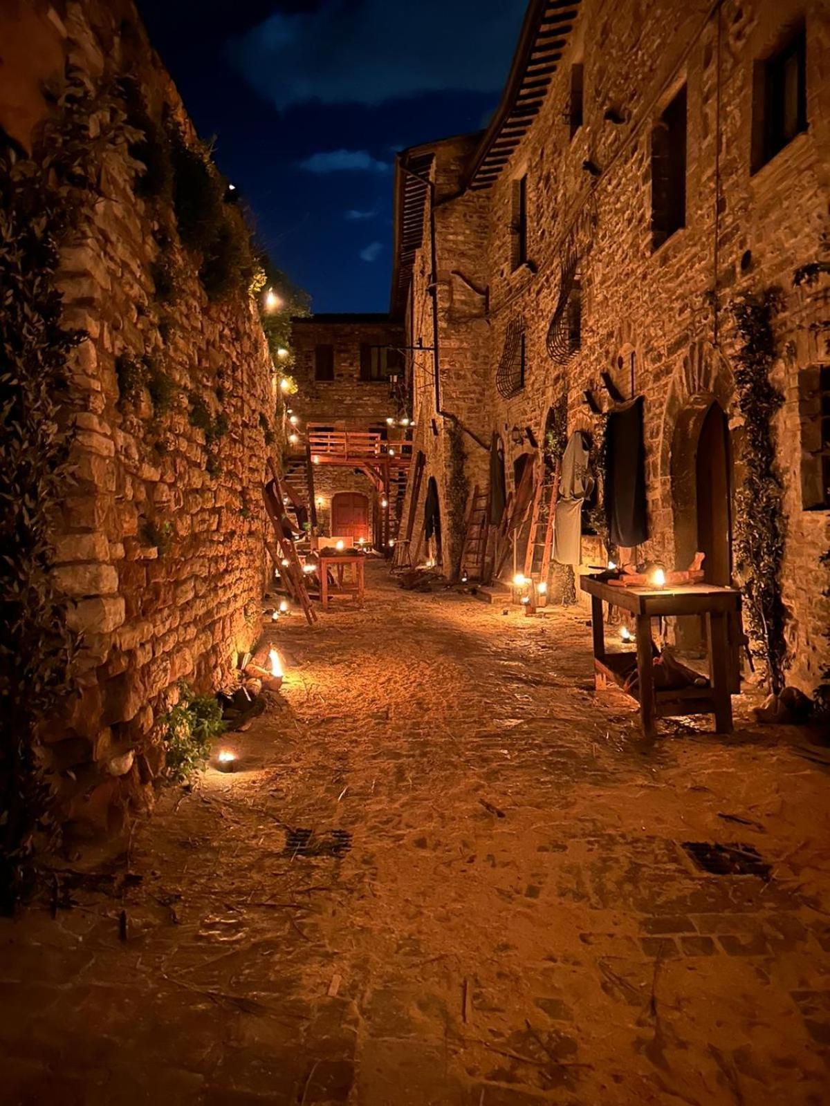 Monolocale L'Anfiteatro Romano Assisi Eksteriør bilde
